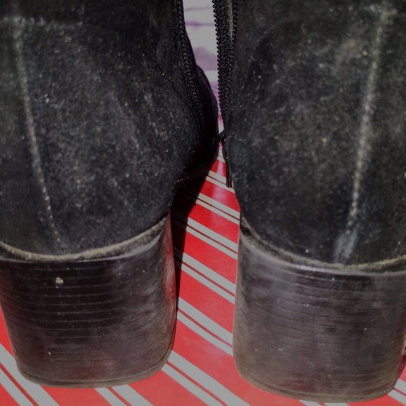 White Mountain "Diamond" Booties - Picture 3 of 8